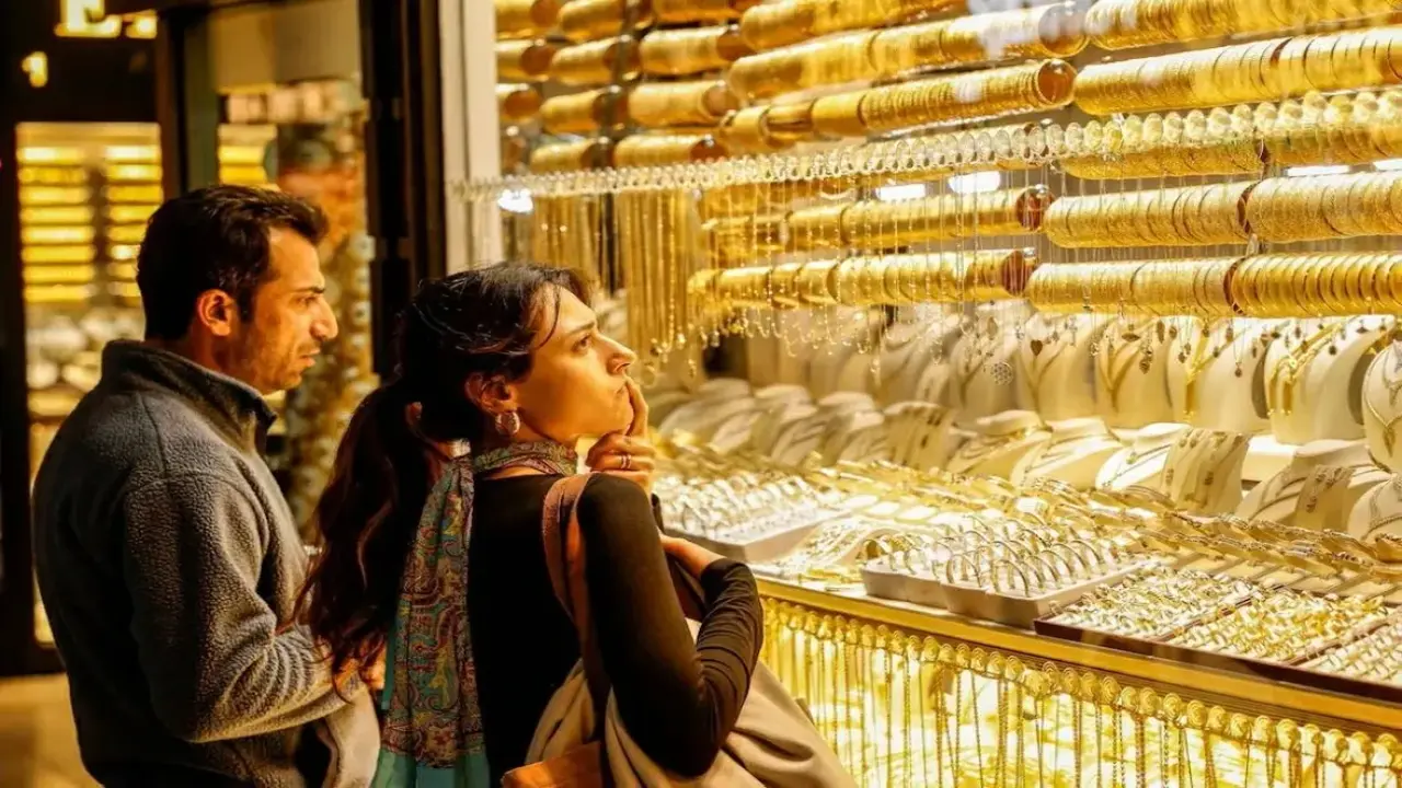الذهب يتكبد خسائر أسبوعية مع تزايد توقعات الفائدة الأميركية